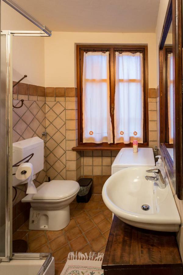 Relax Nel Noccioleto Vendégház Novello Kültér fotó