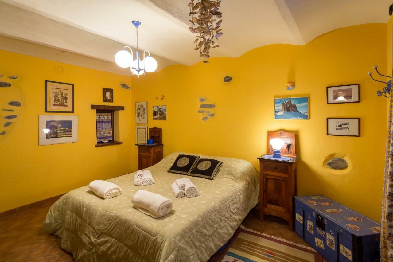 Relax Nel Noccioleto Vendégház Novello Kültér fotó